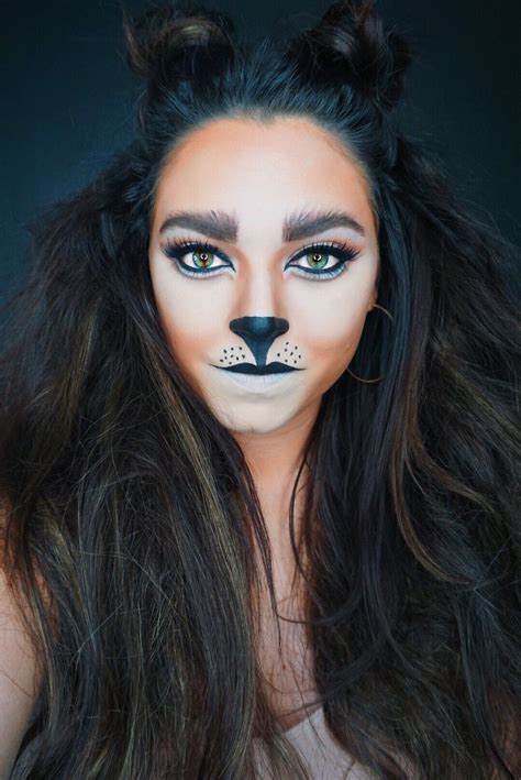 Lioness Eye Makeup