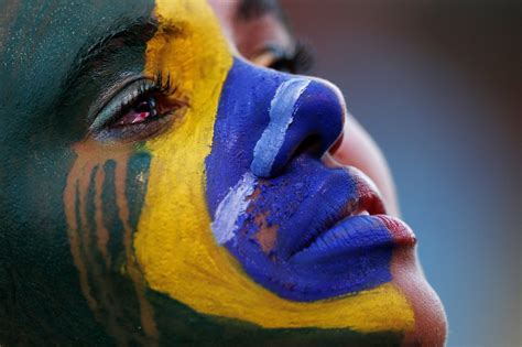 Wallpaper Portrait Brasil Girls Yellow Blue Soccer Crying Fans