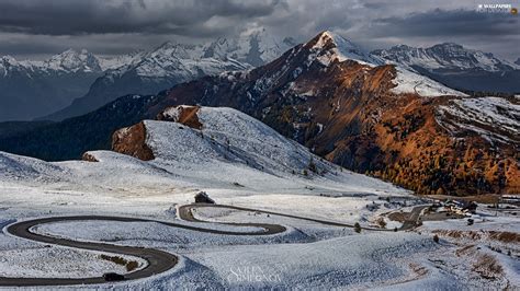 Dolomites Province Of Belluno Way Mountains Winter