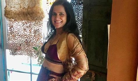 Sona Mohapatra Calls To End Victim Blaming Recalls Advice To Wear Dupatta ‘properly After