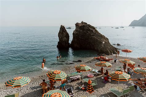Where To Find The Best Beaches In The Cinque Terre ALONG DUSTY ROADS