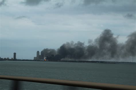 Large Fire Engulfs Gulfpoint Building On Spi Port Isabel South Padre