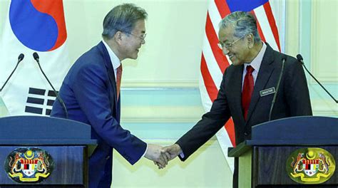 At the left column, select translators you like by clicking the check boxes, then just click. Malaysia to send more students to South Korea: Mahathir