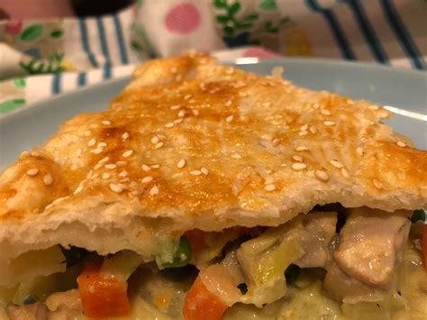 Chicken Leek & Vegetable Pie | Vegetable pie, Leek vegetable, Cooking recipes