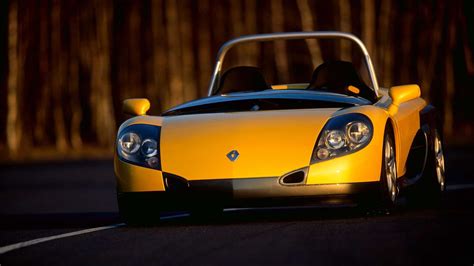 Renault Sport Spider Photos