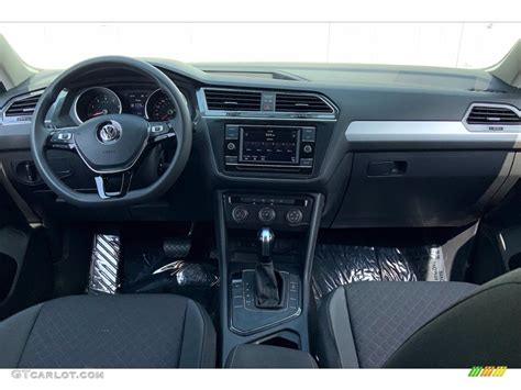 2019 Volkswagen Tiguan S Titan Black Dashboard Photo 143298680