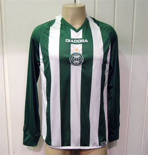 Baumjohann hatte vor zwei wochen seinen abschied von hertha bsc bekanntgegeben. Coritiba FC Away football shirt 2007.