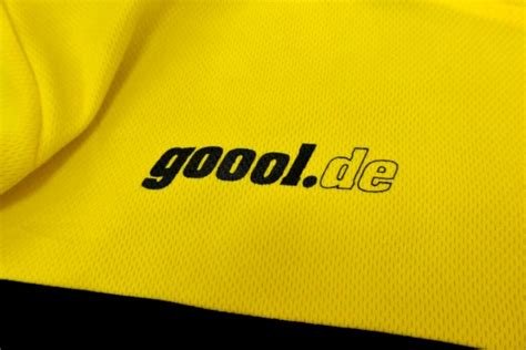 See what people are saying and join the conversation. Goool.de Borussia Dortmund Trikot 21 Christoph Metzelder ...