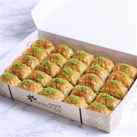 Fistikli Baklava Erifo Lu