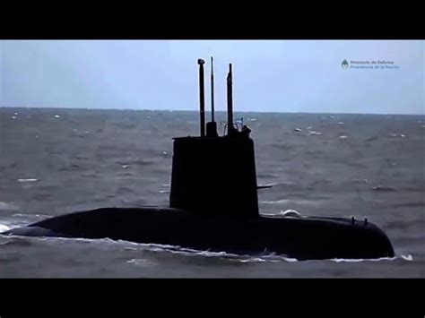 O chefe da marinha da indonésia, yudo margono, afirmou hoje que o submarino desaparecido ao largo de bali com 53 tripulantes a bordo tem capacidade para 72 horas de oxigénio. Submarino desaparecido - YouTube
