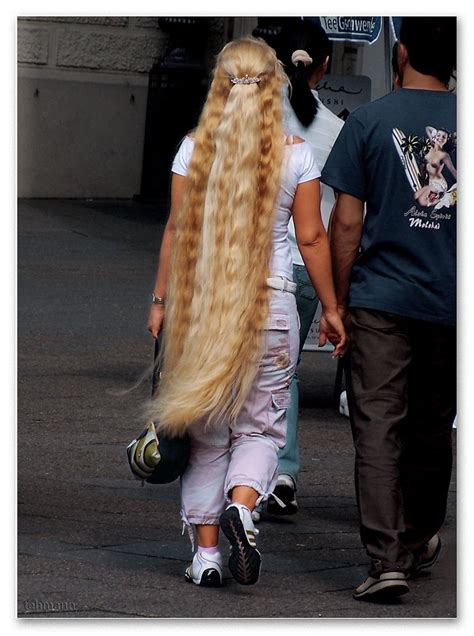 Long Blonde Hair Down To Her Knees Укладка длинных волос Прически