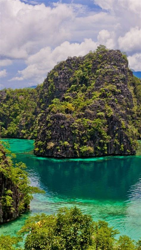 Kayangan Lake Coron Island Philippines Backiee