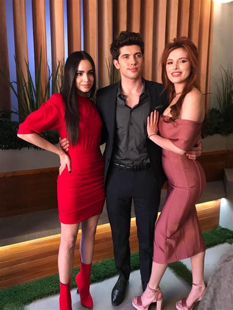 Sofia Carson With Famous In Love Cast Famous In Love Famous In Love
