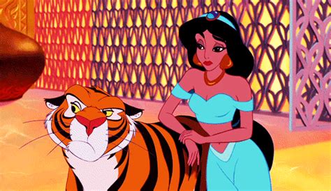 Quand Elle N A Pas T Impressionn E Par Les Richesses Du Prince Ali Disney Disney