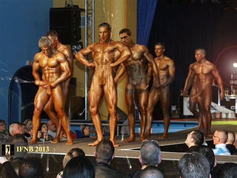 Bodybuilders Naked On Stage New Porn