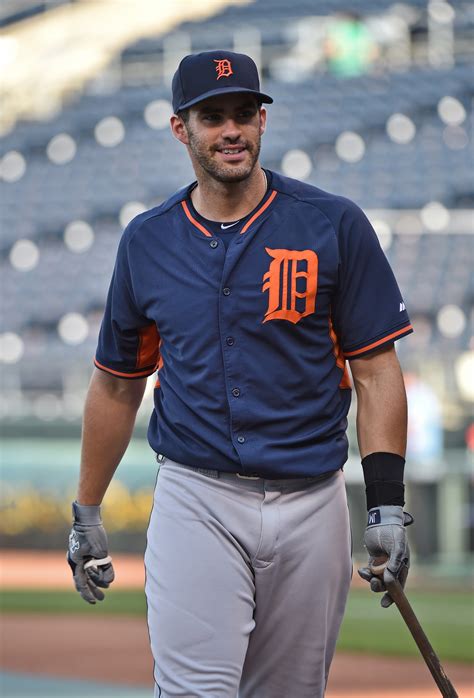 Tigers J D Martinez Agree To Two Year Extension MLB Trade Rumors