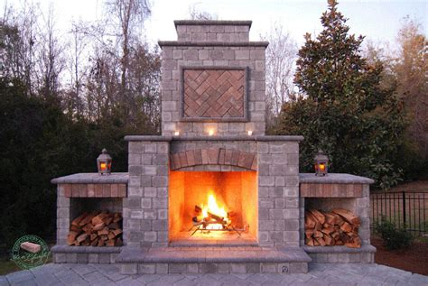 Outdoor Kitchen And Fireplace Lowcountry Paver