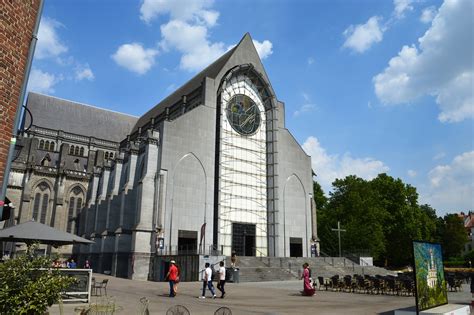 Doch wie steht es heute um diese beziehung? Ein Ostergruß aus Frankreich an den Kölner Dom sowie Stadt ...