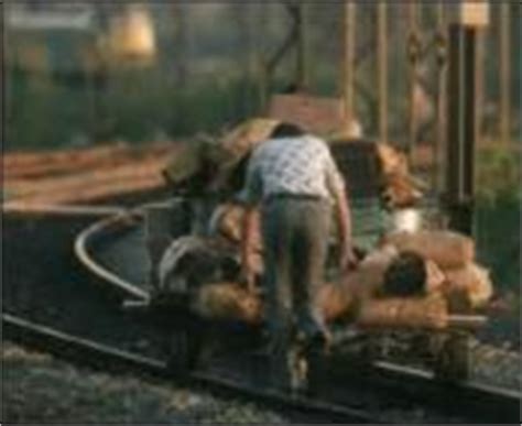 Werkstuk over treinkaping de punt voor het vak geschiedenis. Molukse gijzelingsacties 1977 - Beeld en Geluid Wiki