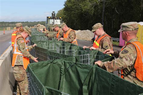 Us Army Corps Of Engineers Joins Forces With National Guard In