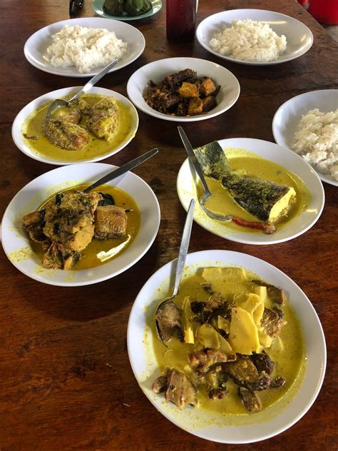 Itik salai lemak cili api di itik salai mastar kajang mat salleh cari makan. 10 Restoran Masak Lemak PALING SODAP di Negeri Sembilan ...