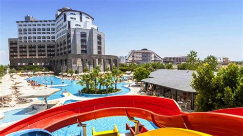 crowne plaza antalya all inclusive plajă