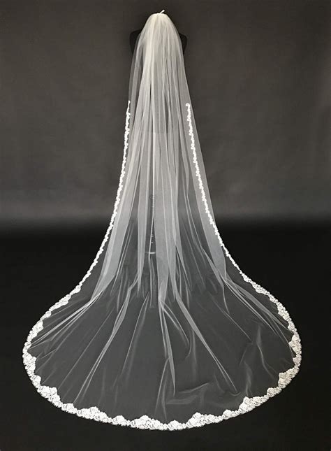 Chantilly Lace Veil Cathedral Lace Veil Chapel Lace Veil Etsy Canada