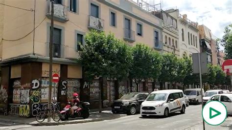 Ir a la navegación ir a la búsqueda. Uno de los okupas del edificio 'conquistado' en Sevilla ...