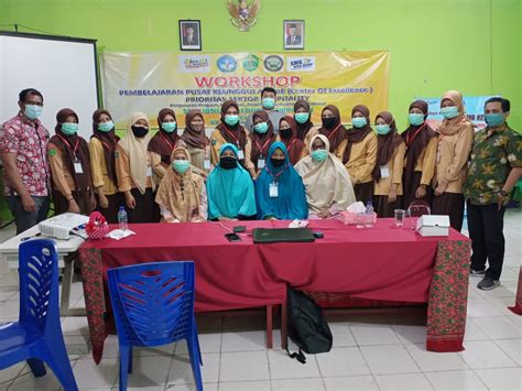 See more of sekolah rendah ibn khaldun on facebook. Sekolah Menengah Kejuruan - SMK - Yayasan Perguruan Ibnu ...