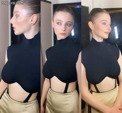 Thomasin Mckenzie Nude And Sexy Pics Tnapics