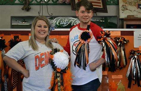 Homecoming Mums Are A Texas Tradition