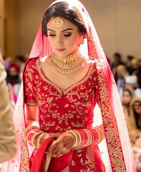 Bridal Stunning Ness Dressed In Traditional Red This Bride Is A Heart Breaker Indians
