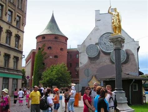 Předposlední den jsme si vyrazili mimo rigu. Lotyšsko, Riga - secesná kráska Pobaltia (www.infoglobe.sk)