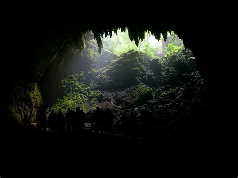 Cave Opening This Is Taken From Inside The Cave Looking Ou Flickr