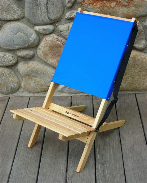 Folding chairs are generally used for seating in areas where permanent seating is not possible or practical. Outdoor Folding and Travel Chairs for camping, picnics and ...