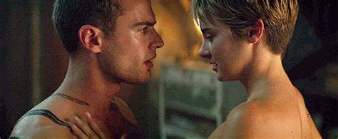 Sheozone Insurgent 2015 Tris And Four Divergent Trilogy Tris And Tobias