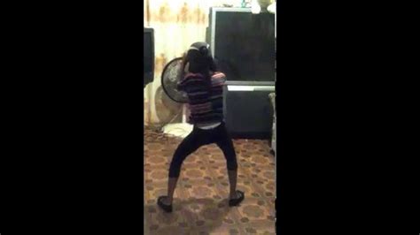 Little Girl Dancing Like A Pro Youtube