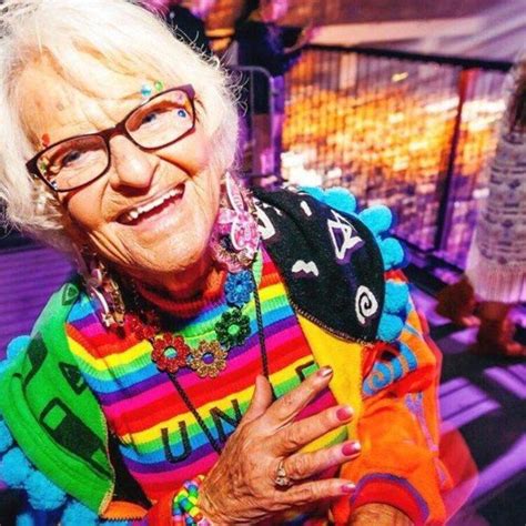 88 Yaşındaki Baddie Winkle Reklam Yıldızı Oldu Yaşam Haberleri