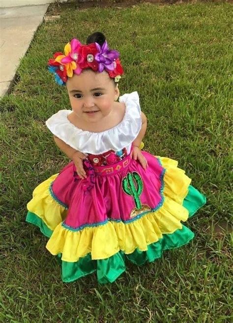 pin de janca erasmus en disfraz de bebes vestidos mexicanos para niña vestidos de fiesta