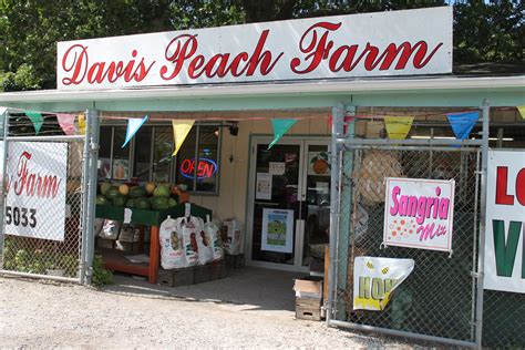 Davis Peach Farmstand