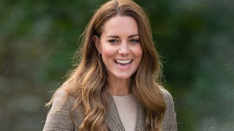 Kate Middleton Debuts Stunning New Look And Royal Fans Have Questions
