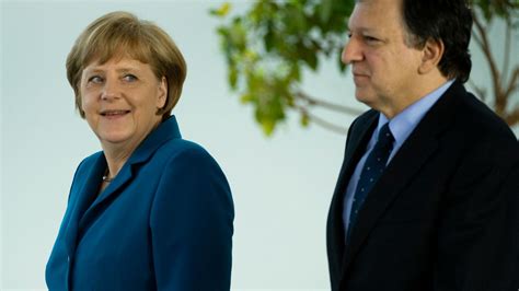 Merkel R Ckt In Euro Krise Von Striktem Sparkurs Ab Der Spiegel