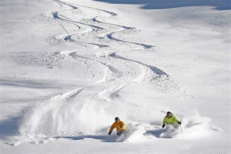 Services sur les pistes des nouveautés qui changent votre expérience ski France Montagnes
