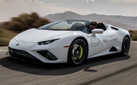 2020 Lamborghini Huracan Evo Spyder Wallpaper
