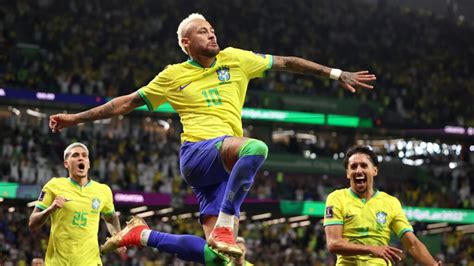 Pelé parabeniza Neymar por igualar marca de gols pela Seleção Brasileira ISTOÉ Independente