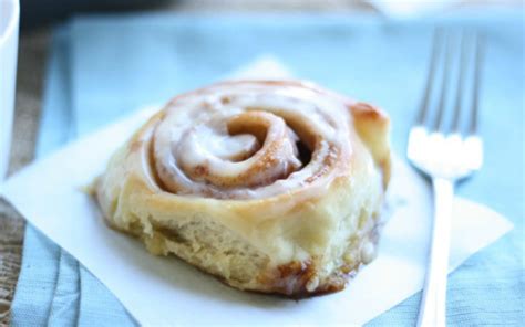 15 Amazing Cinnamon Roll Recipes To Try This Weekend Parade
