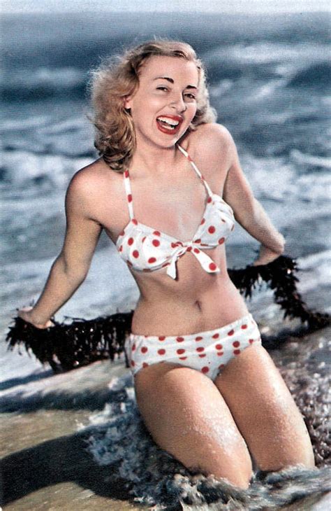 Beautiful Postcards Of 50s Beauties In Swimsuits That Make You
