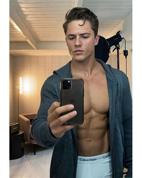 Hot Male Model Fit Body Navel Hunk Selfie