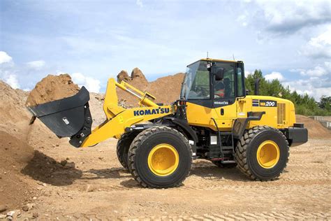 Komatsu Launches More Fuel Efficient Wa200 7 Wheel Loader With Tier 4