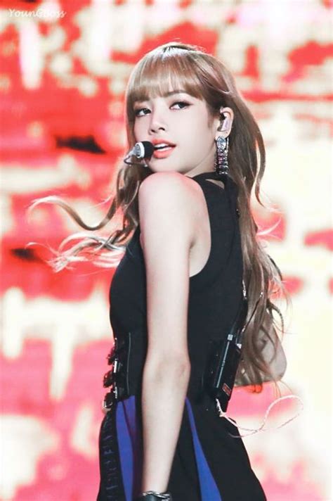 The look that took me a month blackpink lisa as if it s your last. 精彩表演讓人難忘 BLACKPINK Lisa獨舞片引過萬轉發 | 心韓